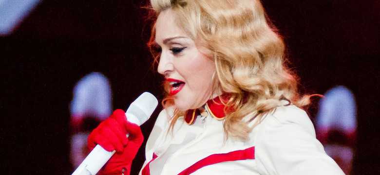 Madonna tańczy "Gangnam Style" i zbiera datki