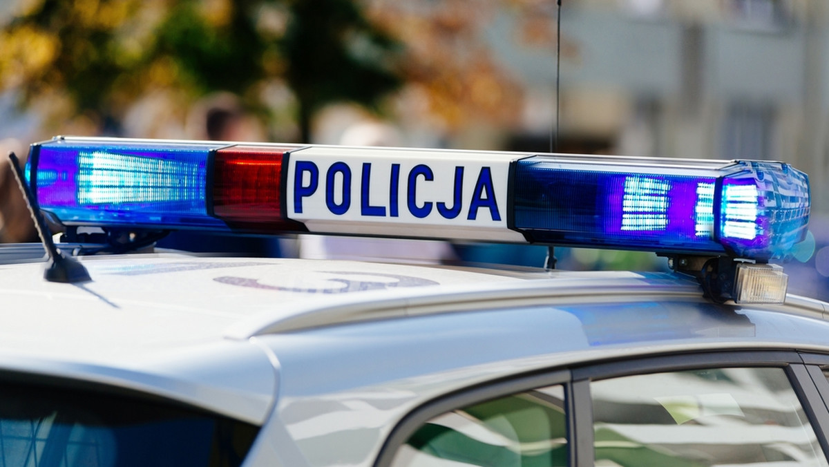 Pięć osób, w tym czteroletnie dziecko, zostało rannych podczas wypadku drogowego na drodze krajowej nr 73 w miejscowości Stopnica (Świętokrzyskie).