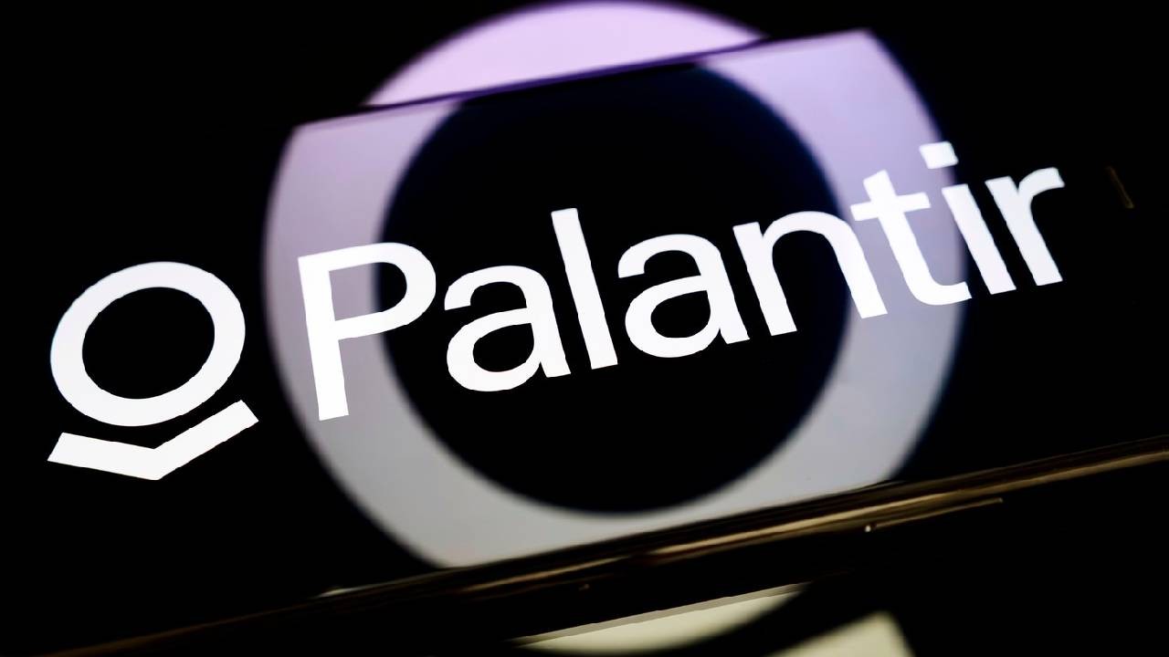 Palantir susține că nu poate opri sistemul AI „Maven” utilizat de NATO
