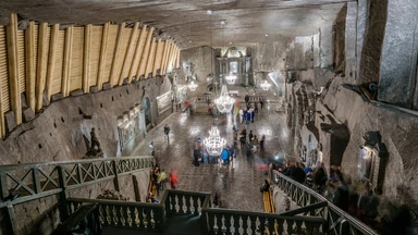 Kopalnię soli w Wieliczce odwiedziło w tym roku już ponad milion turystów