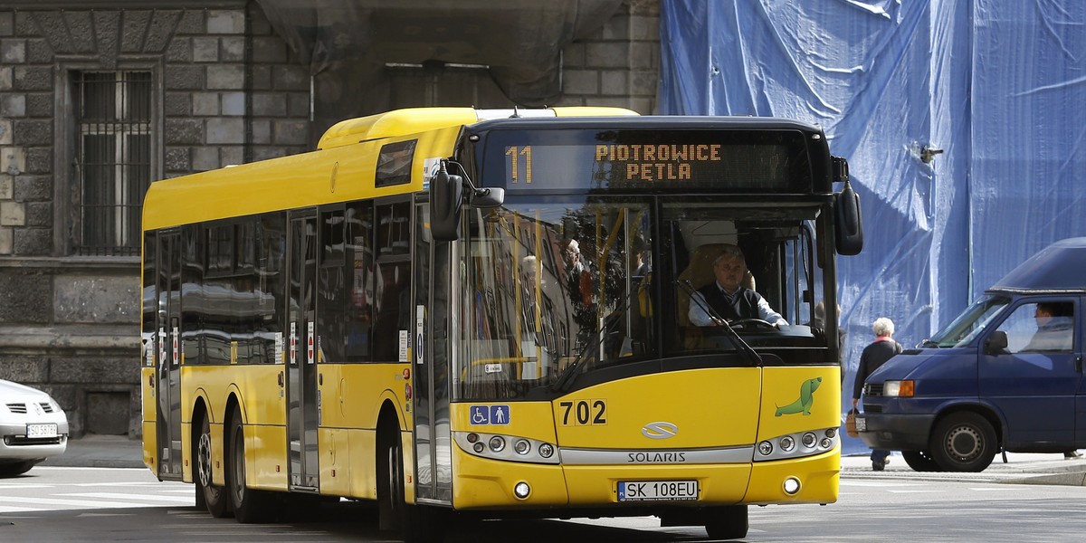 Katowice. Prezydent Świętochłowic chce, by autobusy były w barwach śląskich 