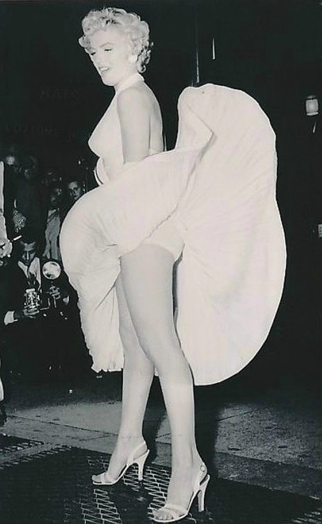 Americká filmová herečka a modelka Marilyn Monroe.