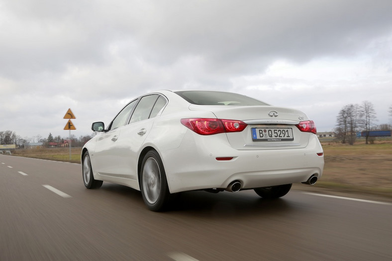 Test Infiniti Q50 2.2d Premium