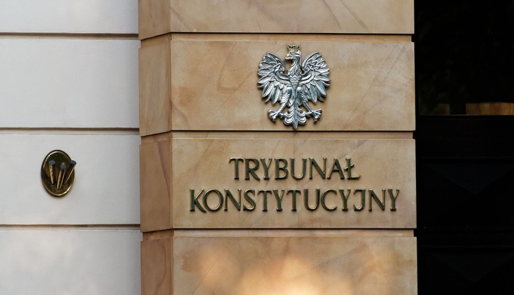 TSUE zdecydował w sprawie polskiego TK. Naruszył prawo"