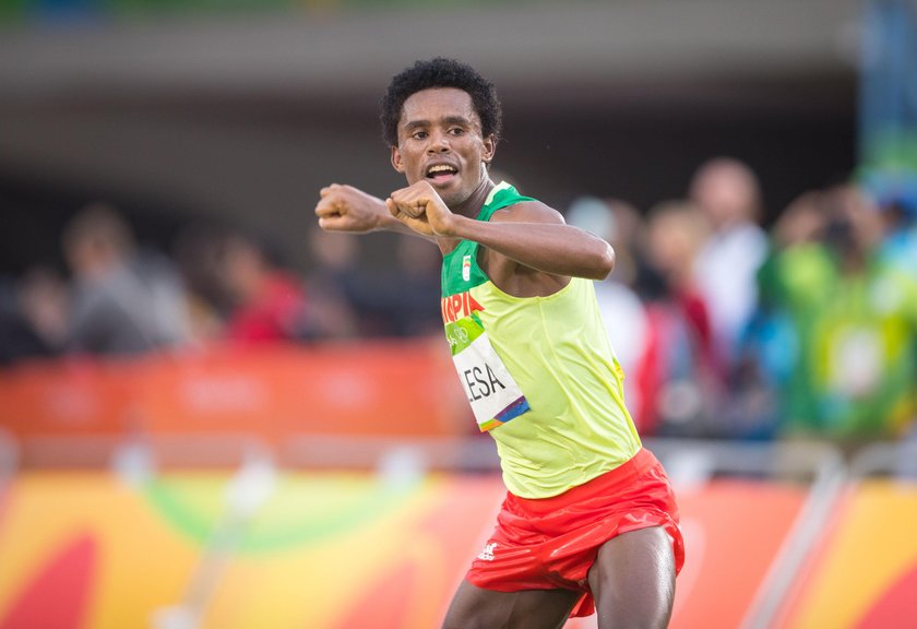 Feyisa Lilesa odzyskał rodzinę. Wicemistrz IO bał się wracać do kraju