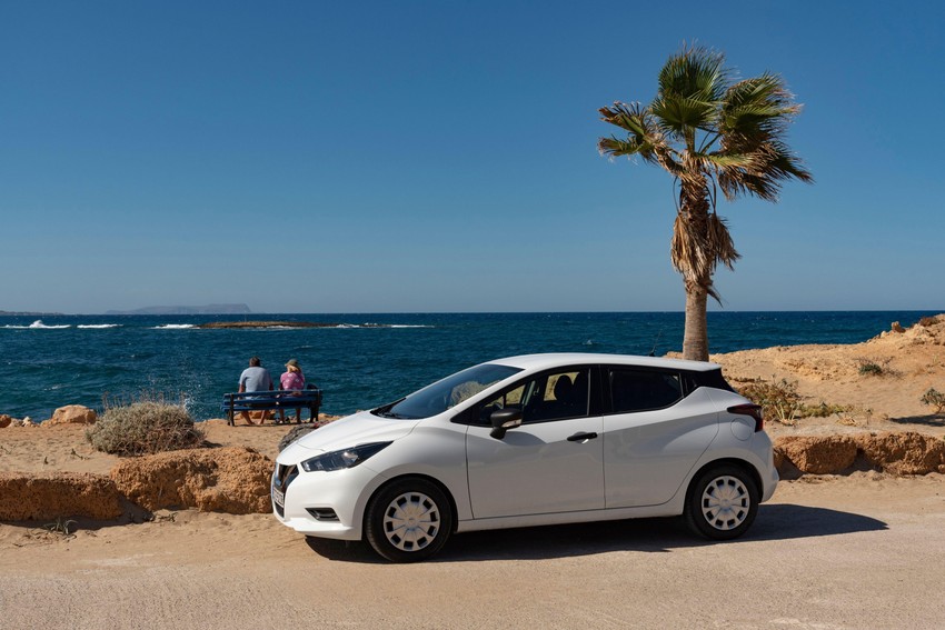 Parkiranje pored mora (ilustracija)