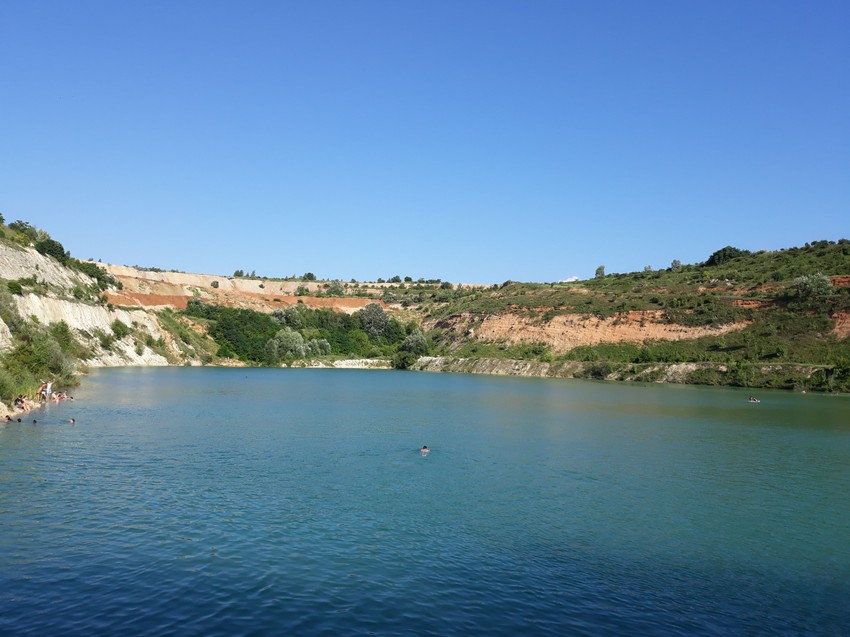 Bešenovo, Fruška Gora