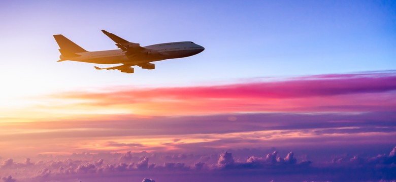 Incydent w samolocie British Airways. Podczas lądowania zapalił się silnik [WIDEO]