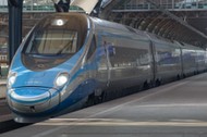 W Polsce jest tylko kilka krótkich odcinków, na których pociągi osiągają 200 km/h