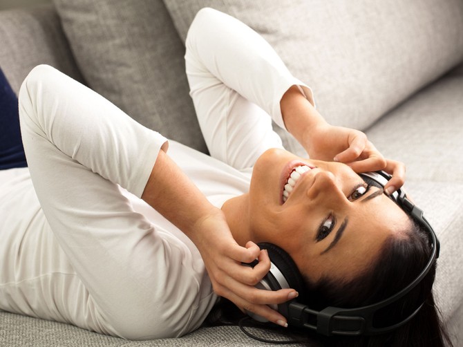 15157_muzika-shutterstock_68758669