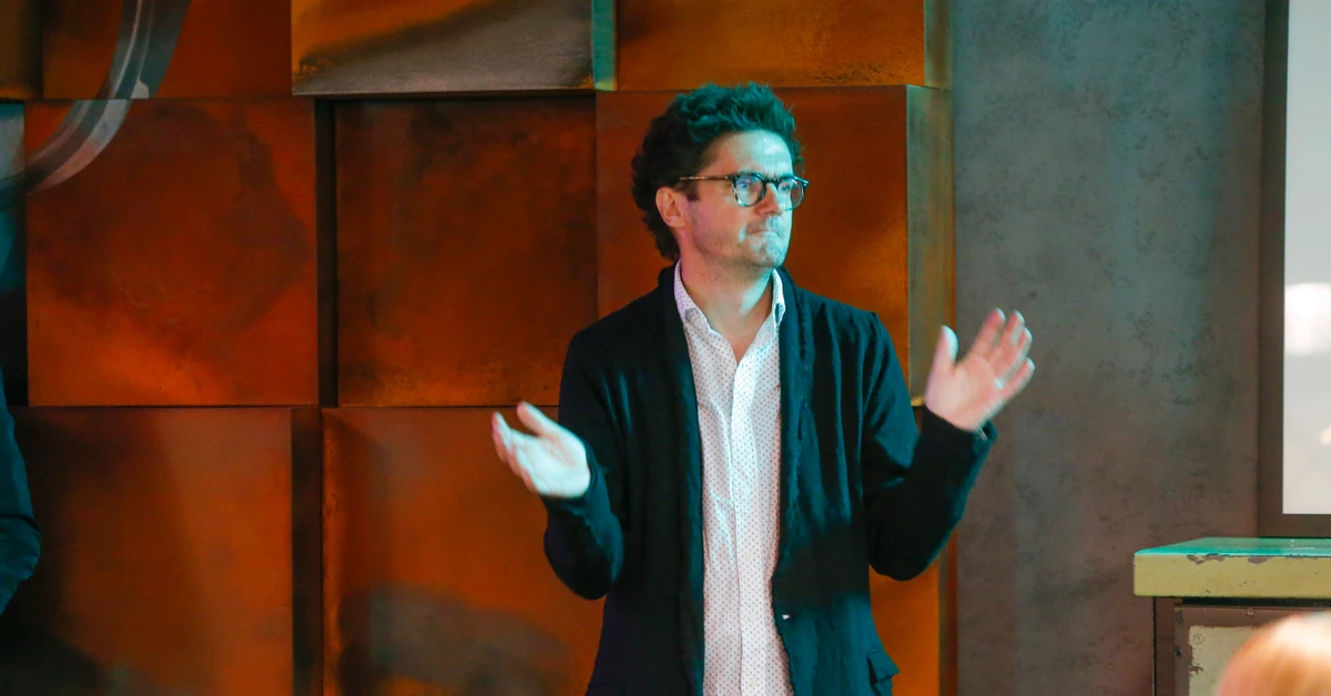 Kuba Wojewódzki po 15 latach odchodzi z Teatru 6. piętro. Wszystko przez Żurnalistę