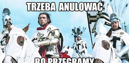 "Trzeba anulować, bo przegramy". Lawina memów