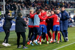 puchar polski. rollercoaster pod jasną górą. zych bohaterem, raków w finale