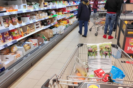 Lidl tłumaczy się z książkomatów. Wiadomo, co z zakupami w niedziele