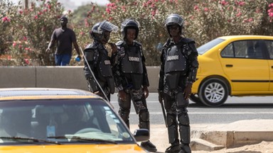 Policja tłumi protesty w Senegalu