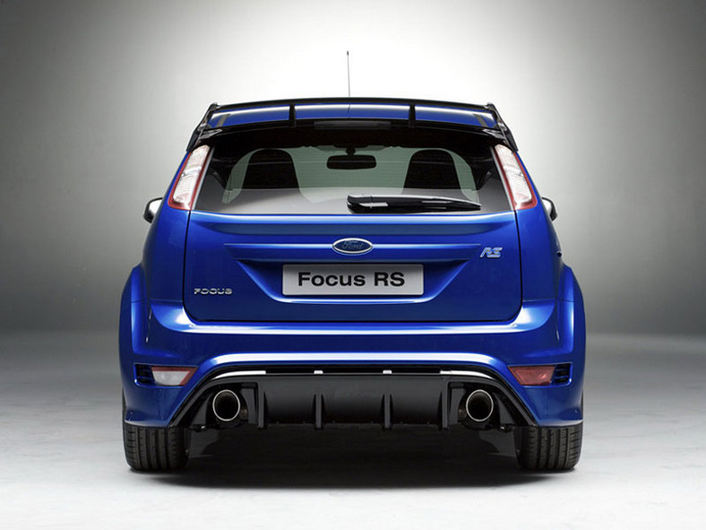 Ford Focus RS: najszybszy Focus wszech czasów (2,5 T, 305 KM, 263 km/h)