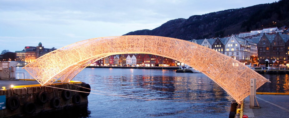Eksperymentalny most z drewniana w Norwegii