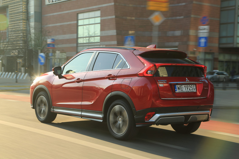 Mitubishi Eclipse Cross ASX nam wyładniał TEST