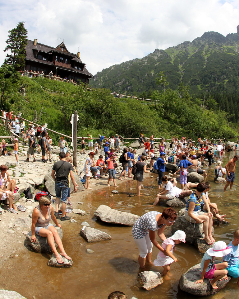 TATRY MORSKIE OKO TURYŚCI ZAMKNIĘTY SZLAK NA RYSY