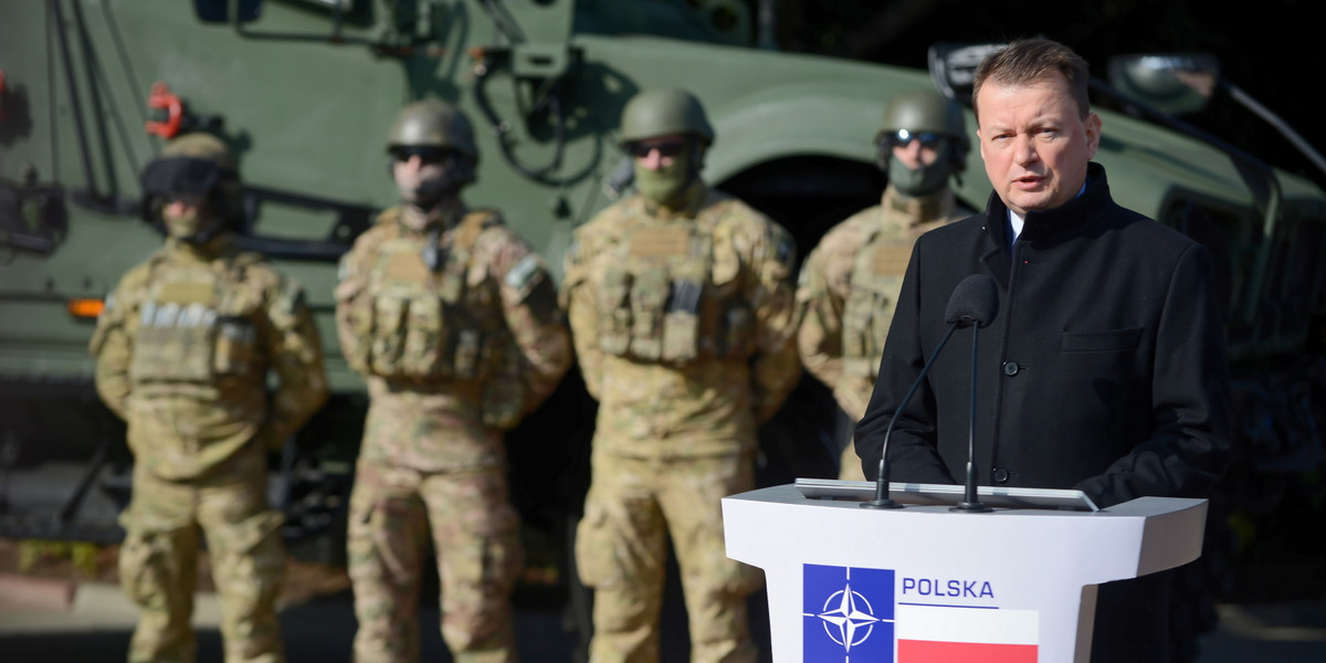 Minister Błaszczak podkreślił, że wśród priorytetów jest budowa polskiego systemu przeciwlotniczego i zakup samolotów wielozadaniowych piątej generacji