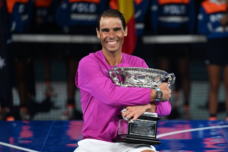 Rafael Nadal ganó el Abierto de Australia en enero para establecer un récord histórico de 21 Grand Slam.