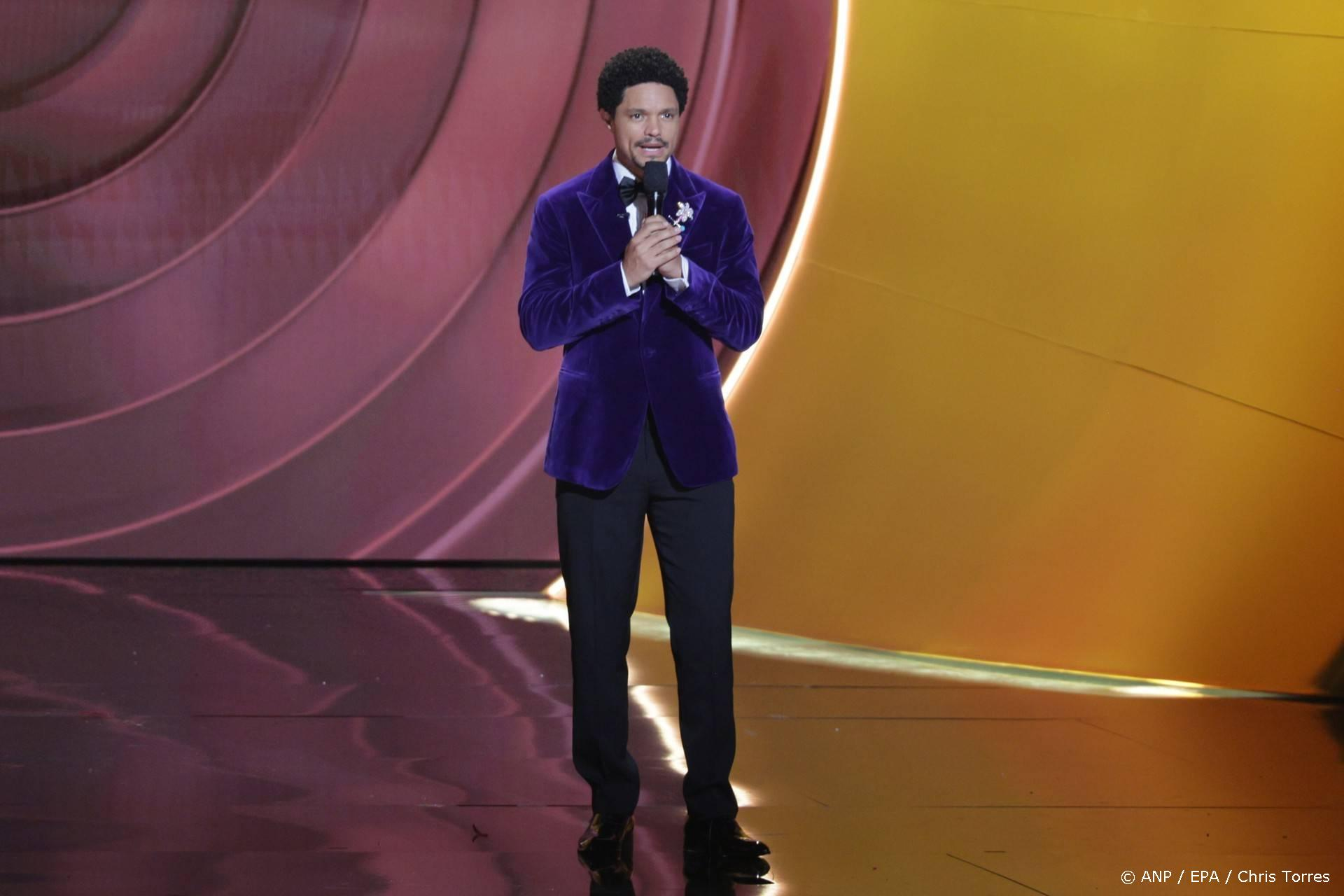 Trump dreigt Noah met rechtszaak na Epstein-grappen bij Grammy's