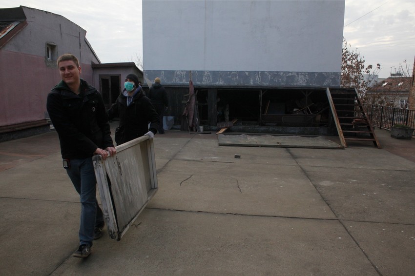 Radovi na adaptaciji terase Fotograf: Đ.Kojadinović