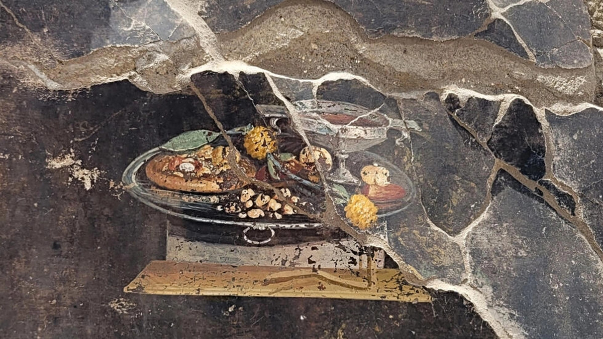 Antyczna poprzedniczka pizzy na malowidle odkrytym w Pompejach