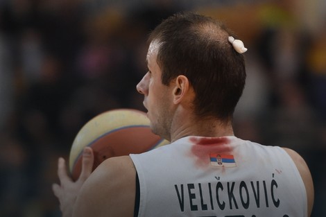 Razbijena glava: Novica Veličković