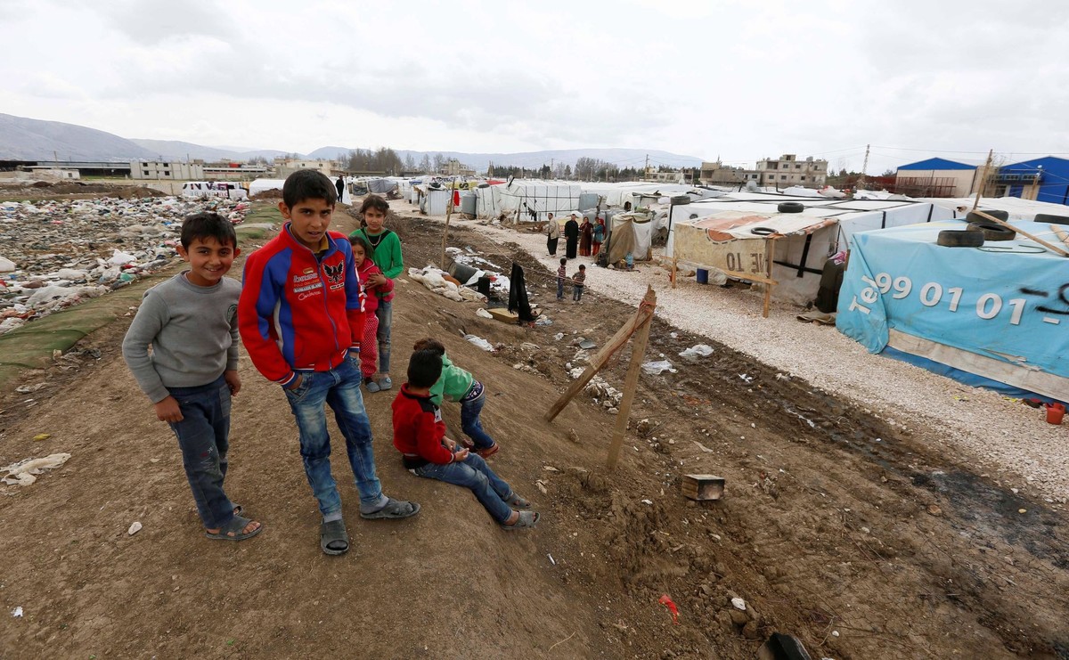 Dzieci w obozie dla syryjskich uchodźców pod Bejrutem