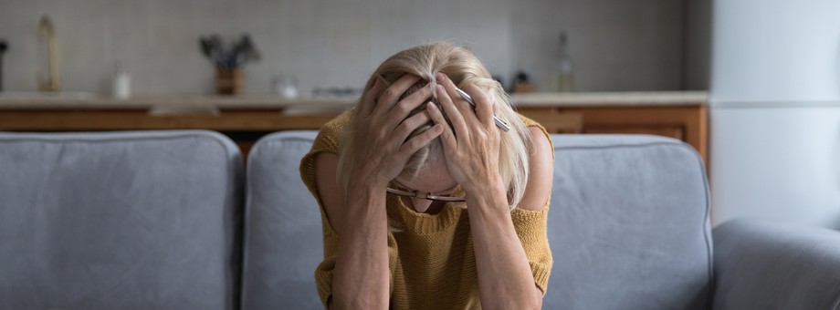 Dwie piąte Polaków spodziewa się, że w ciągu najbliższych 12 miesięcy inflacja pozostanie na poziomie zbliżonym do obserwowanego przez ostatnie 12 miesięcy — wynika z najnowszych badań GUS.. Jeden na 15 ankietowanych sądzi, że ceny będą rosły jeszcze szybciej