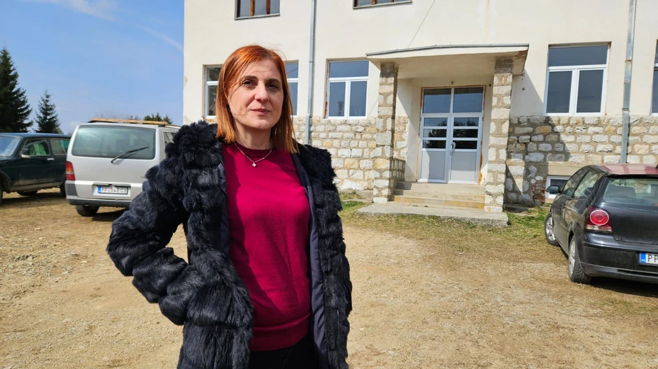 OŠ "Mihajlo Baković" na Jabuci