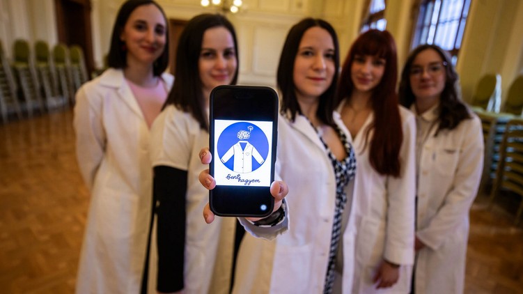 Csabai Orsolya, Kostyál Kata, Dr Pribék Ildikó Katalin, Simonyi Tünde Tifordiána