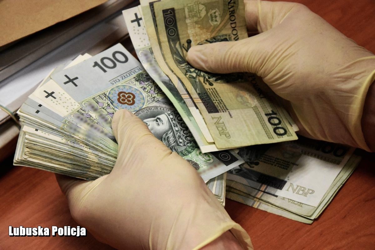 Fraud for a « bank employee ». The man lost the fortune because of this