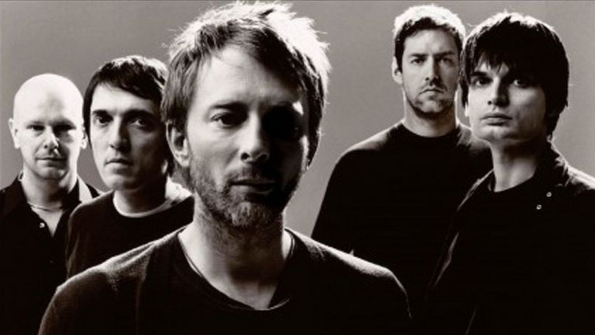 W trakcie problemów technicznych zespołu Radiohead na festiwalu Coachella wokalista Thom Yorke powiedział: "mógłbym opowiedzieć żart, rozluźnić nieco atmosferę, czy coś w tym stylu. Ale to Radiohead, więc p***rzyć to". Skoro więc Radiohead nie chce pełnić powinności zespołu rockowego i zadbać o miłą atmosferę, to czy aby na pewno jest zespołem rockowym? Na tegorocznym Open’erze zobaczymy koncert, polityczną manifestację czy neurasteniczną hecę?