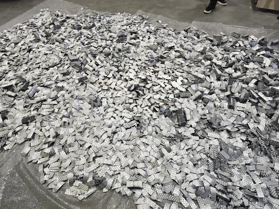 Zaplenjeno preko milion tableta