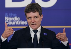 Nikušor Dan