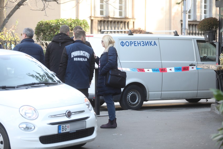 Pucnjava na Vračaru - ranjavanje Vuka Bajruševića