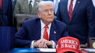 rosjanin prosi trumpa o interwencję. "tych, którzy będą przeciwko nam, trzeba wyciągnąć z łóżek i wsadzić do więzienia"