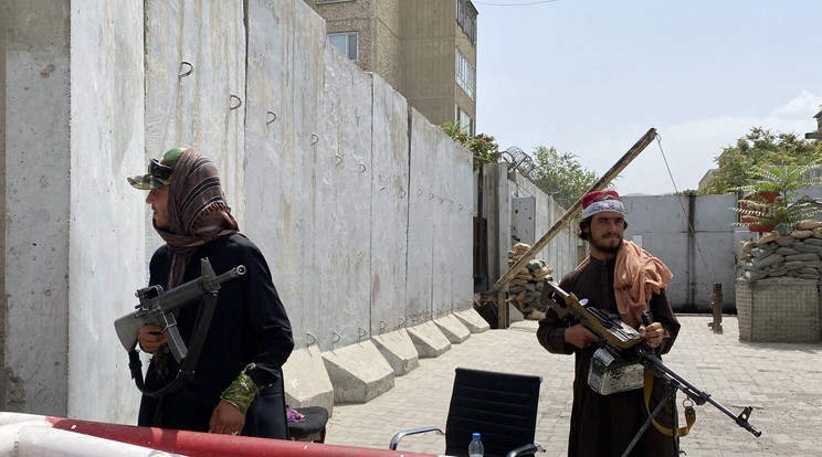 Komolyan fogják venni az iszlám törvénykezést – mondta Nooruddin Turabi, az új afgán kormány börtönminisztere / Fotó: MTI EPA