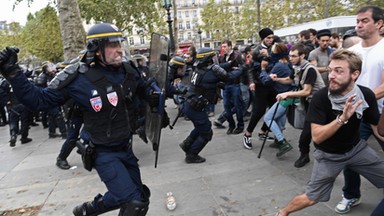 Francja: Manifestacja przeciw reformie prawa pracy. Pięć osób rannych