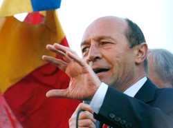 Referendum w sprawie odwołania Basescu nieważne