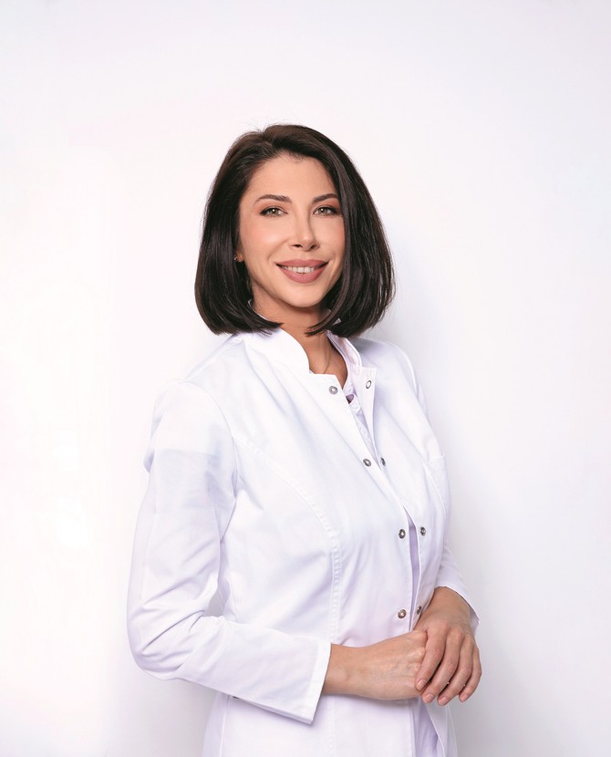 Dr Elena Arsova