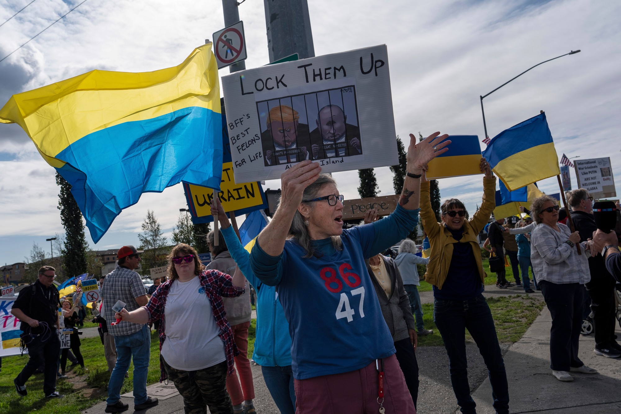 Summitu Trump – Putin predchádzali akcie podpory Ukrajiny.