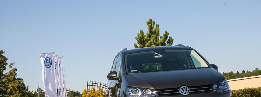 Volkswagen Sharan wjeżdża do salonów