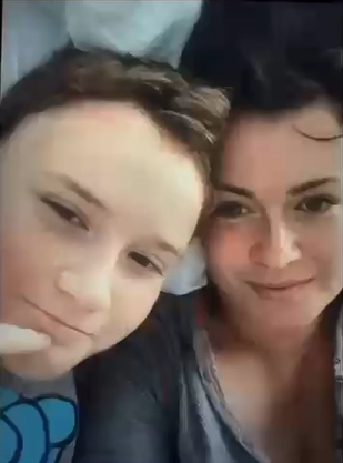 Petra Řehořková zverejnila archívne fotky so synom Danielom.  