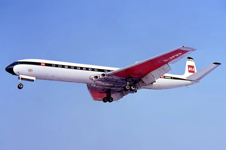 De Havilland DH-106 Comet 4B