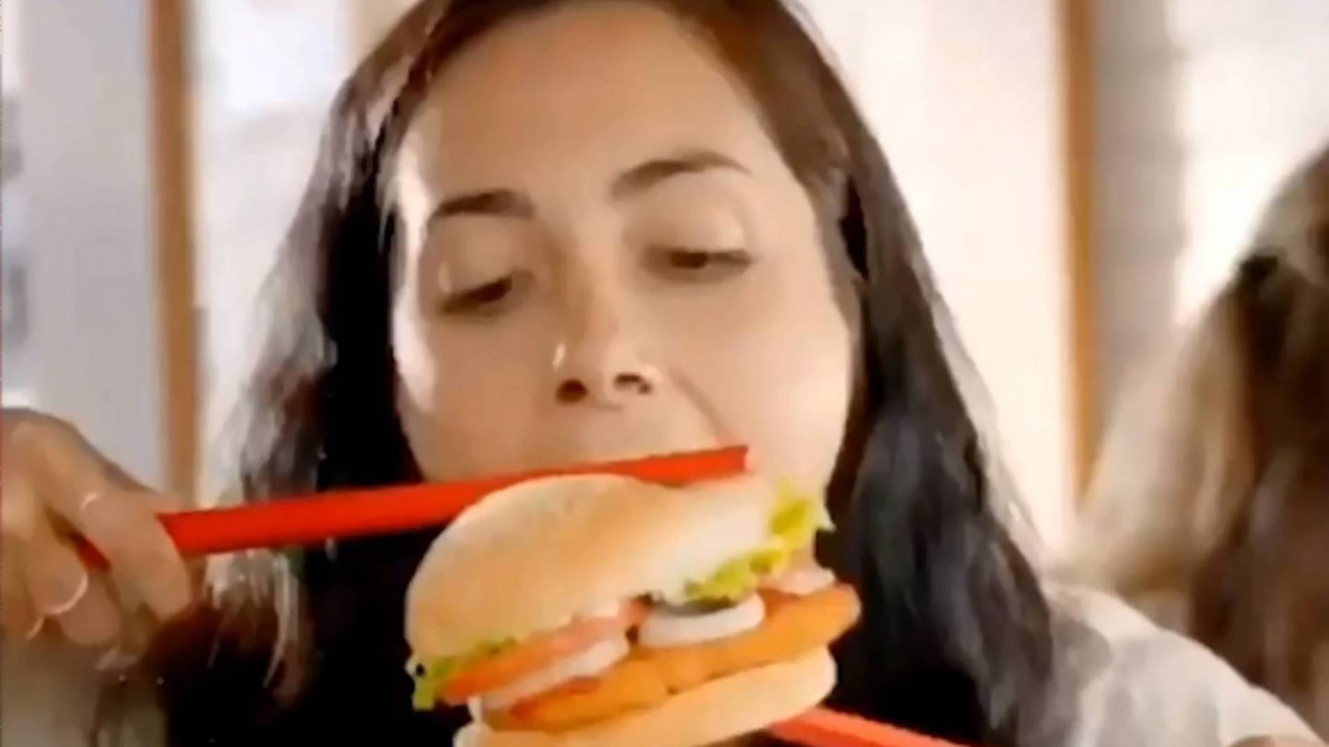 Rasistowska reklama Burger Kinga rozwścieczyła klientów. Firma przeprasza i usuwa spot