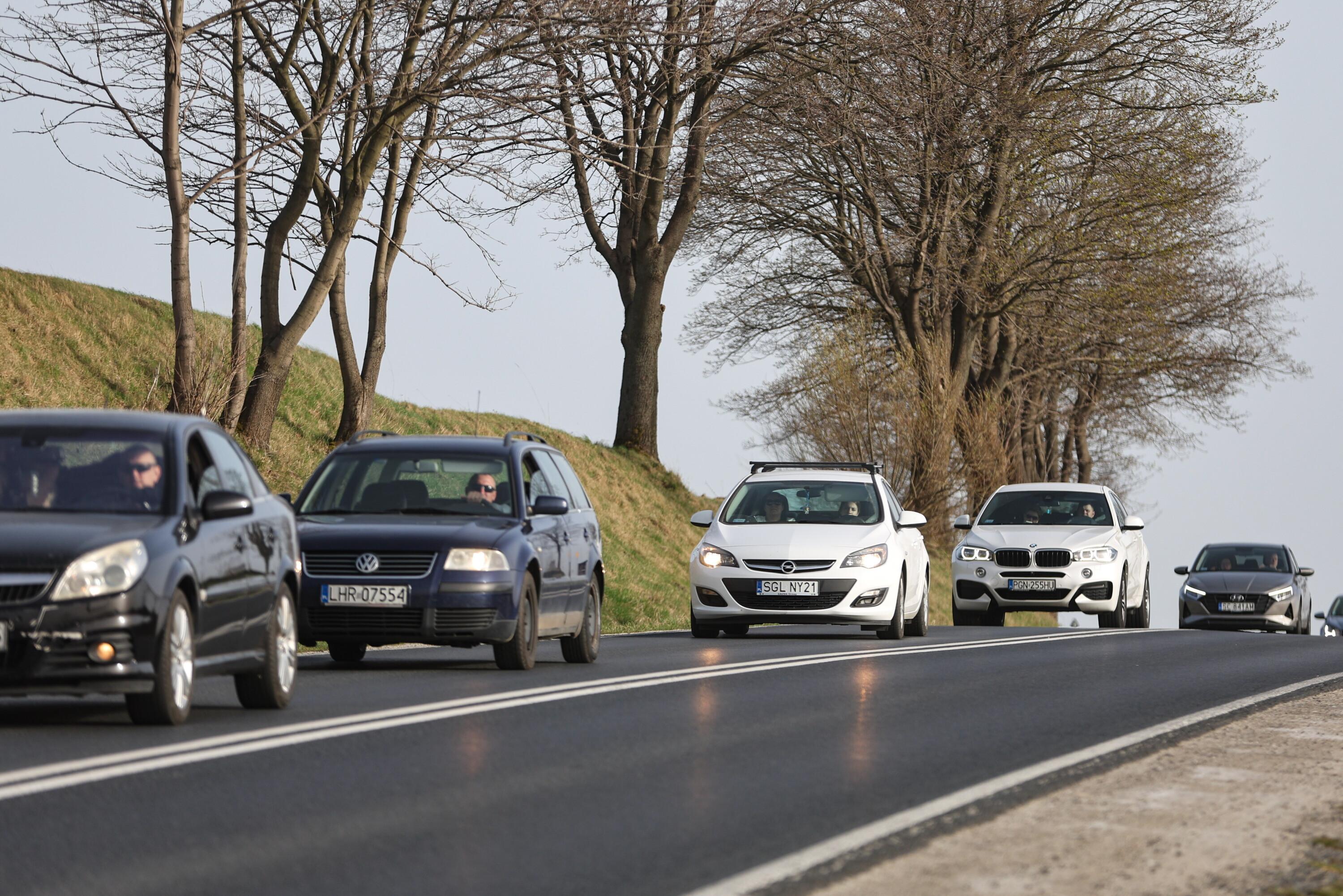 Gdyby dostali 5000 zł: Co piąty Polak wydałby je na podróż