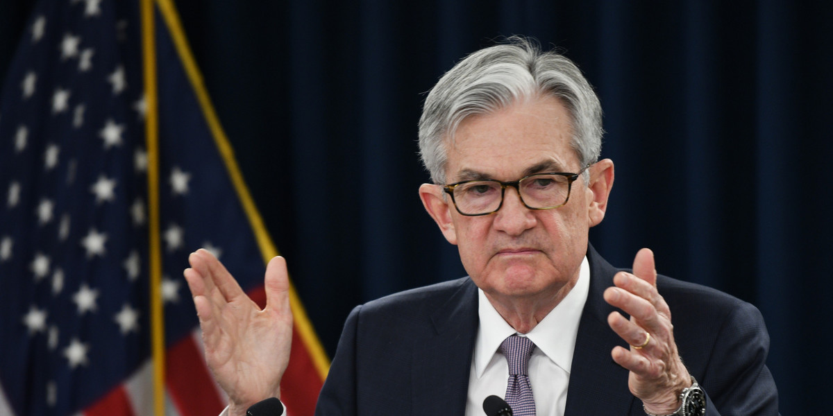 Prezes Fed Jerome Powell oświadczył, że bank centralny nie rozważa ujemnych stóp procentowych